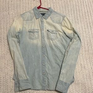 American Eagle pearl snap shirt